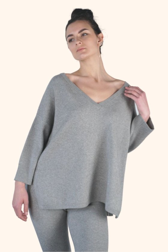 Женский трикотажный костюм из свитера и брюк Simone Perele (Франция) 1A8.963-660