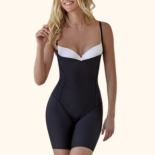 Seamless corrective underwear