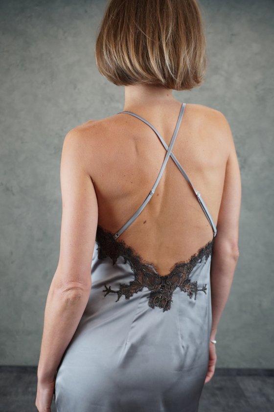 Сорочка для сну з мереживом Felena Україна GRAPHITE Silk-Satin 205