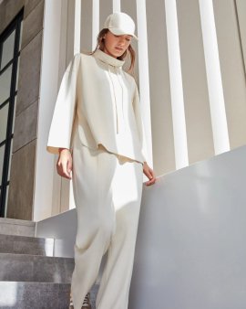 Жіночий костюм Gisela Іспанія 2/70006-2/70007