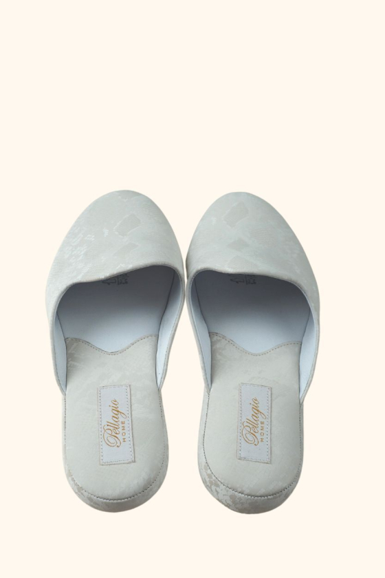 Кімнатні тапочки 550 біла змія Pellagio (Україна)