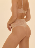 Стрінги моделюючі високі Simone Perele (Франція) 1G4709 Стрінги моделюючі високі Simone Perele (Франція) 1G4709