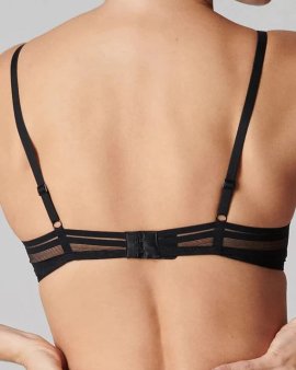 Бюстгальтер  з м'якими чашками на каркасах Simone Perele (Франція) 1B7309
