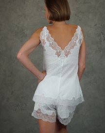 Пижама из батиста и кружева Корнели Suavite Словакия